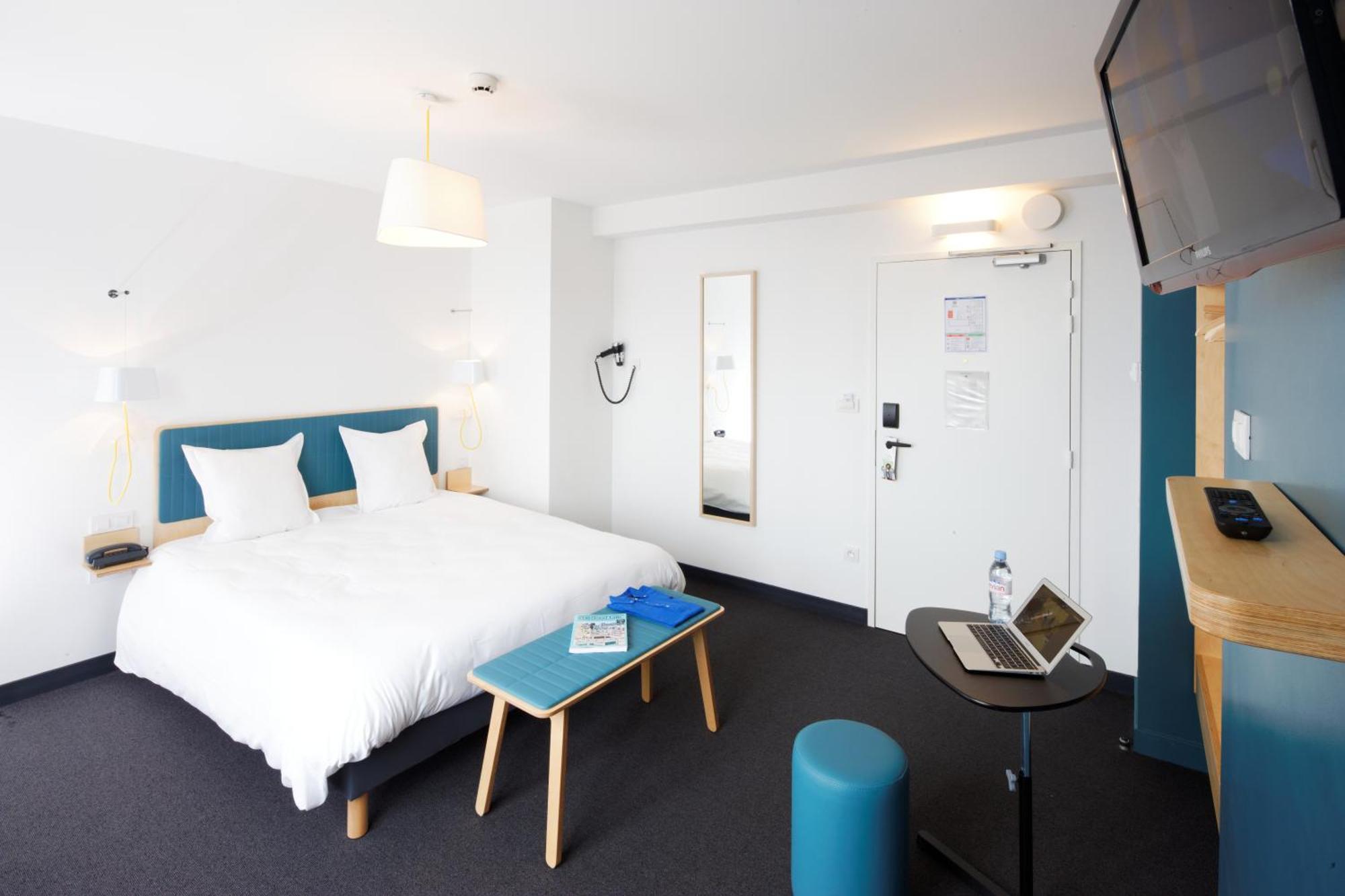 Hotel Ibis Styles Calais Centre Habitación foto