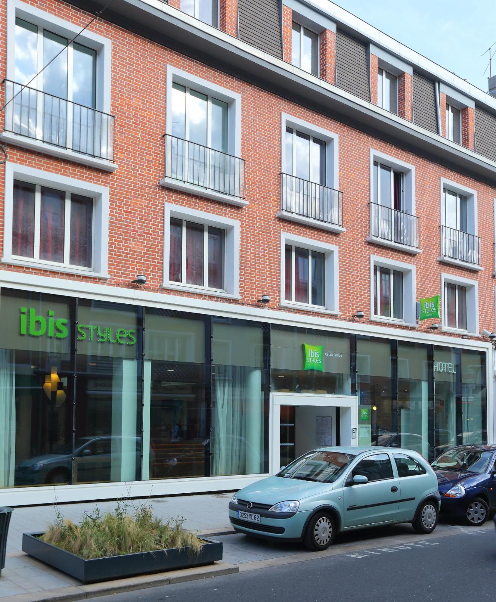 Hotel Ibis Styles Calais Centre Exterior foto