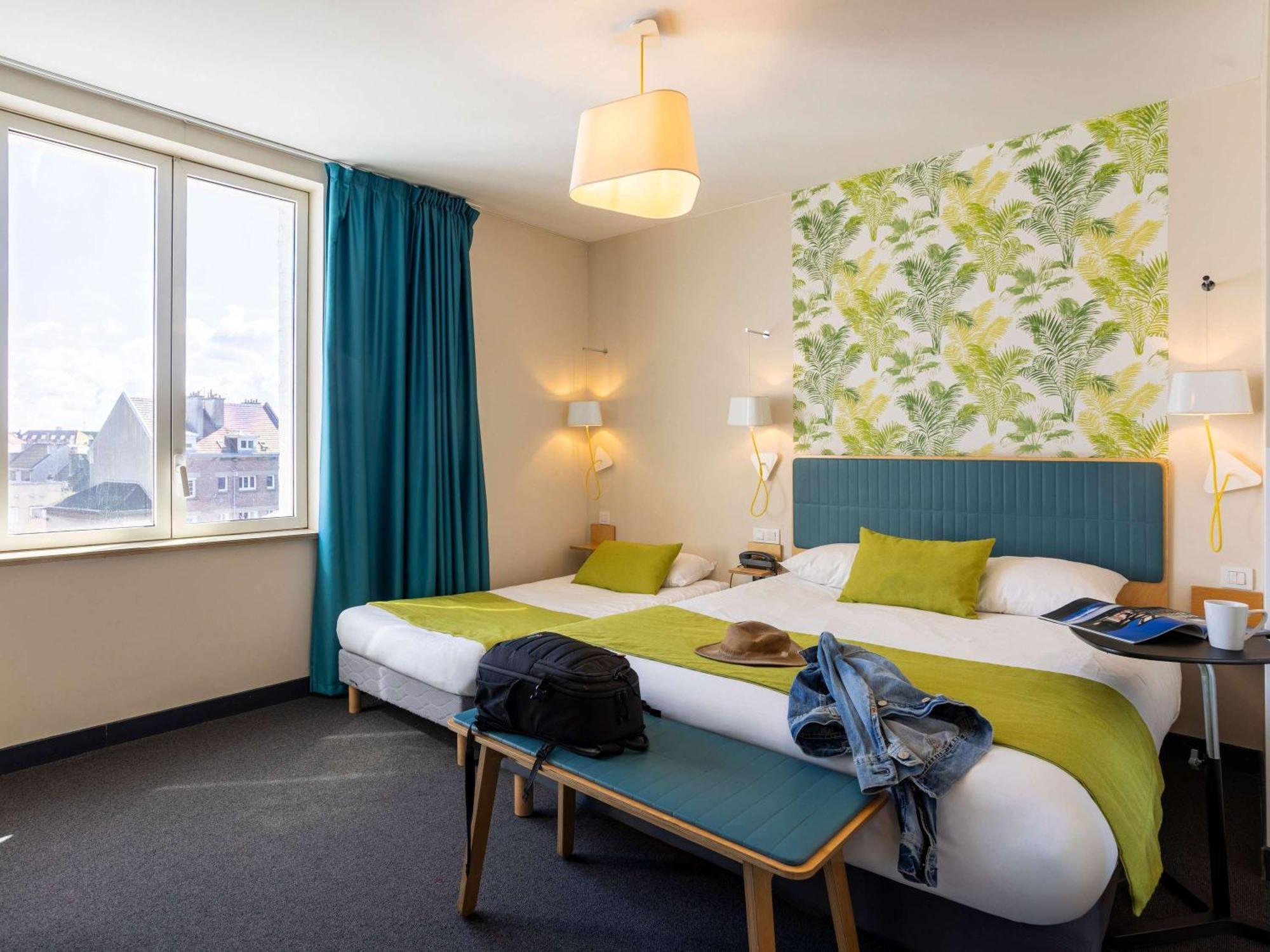 Hotel Ibis Styles Calais Centre Exterior foto